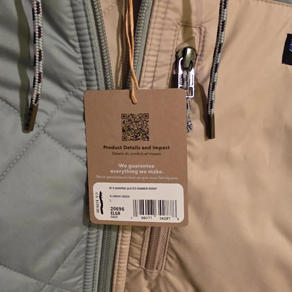 Patagonia Womens Diamond Quilted Bomber Hoody - Picture 3 of 3